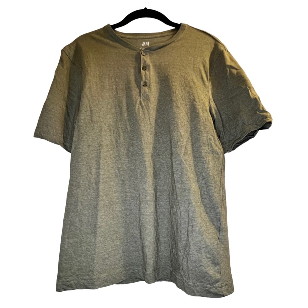 H&m Tee Short Sleeved Green Regular Fit Size S